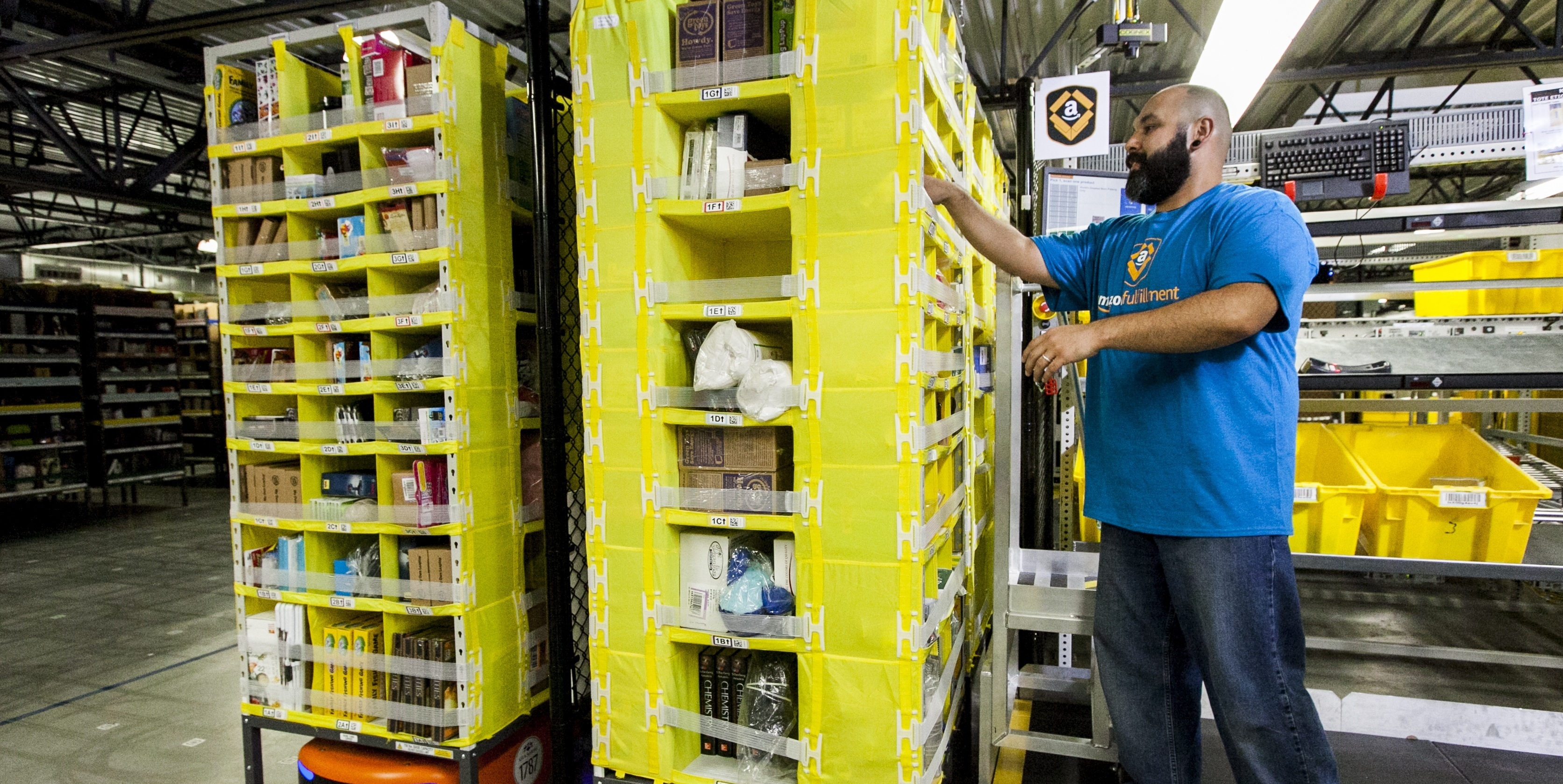 Amazon Warehouse Worker Why I M Taking Action Labor Notes