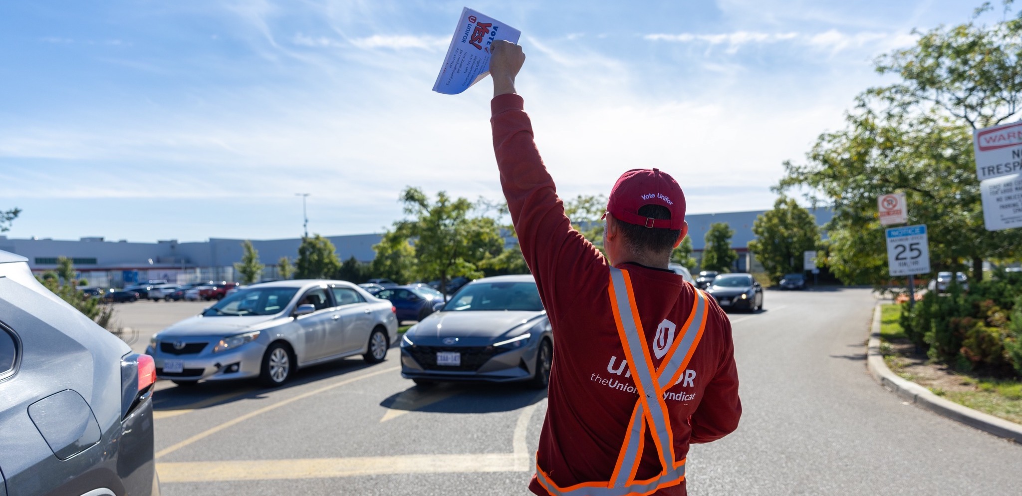 Walmart Warehouse Workers Win First Union in Canada