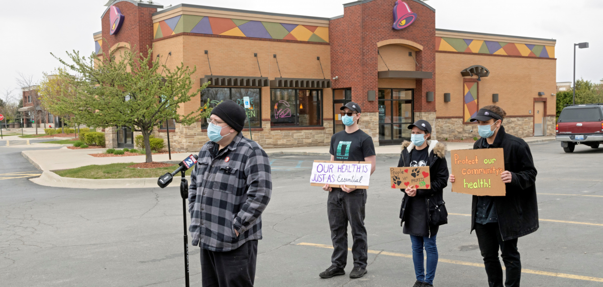 Really Weird Rules Taco Bell Employees Are Forced To Follow